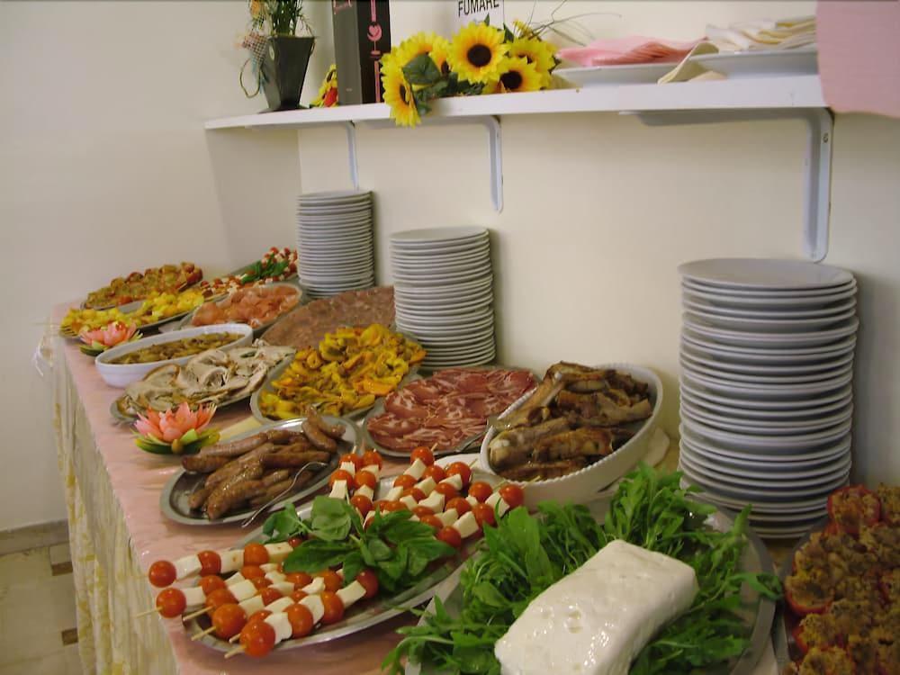 Hotel Madrid Rimini Ngoại thất bức ảnh