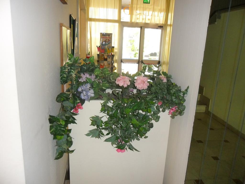 Hotel Madrid Rimini Phòng bức ảnh