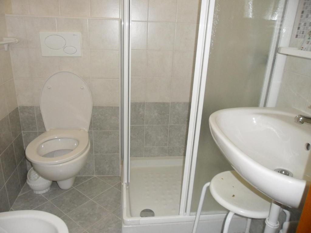 Hotel Madrid Rimini Ngoại thất bức ảnh
